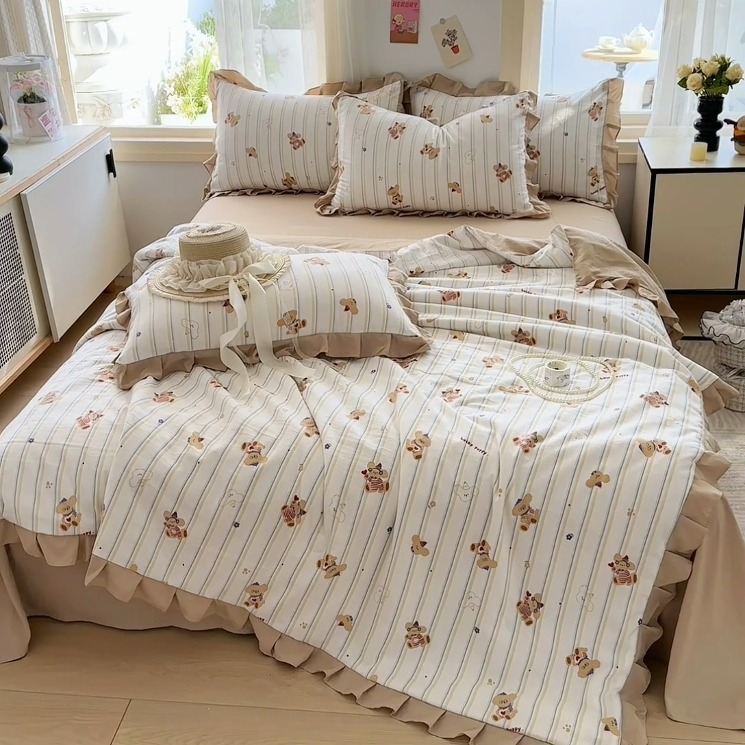 91家纺网 家纺一手货源 找家纺 佳一家纺 2025新款亲肤水洗棉夏被 快乐熊