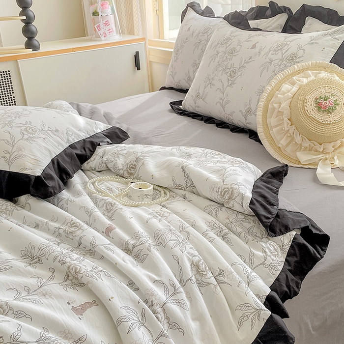 91家纺网 家纺一手货源 找家纺 佳一家纺 2025新款亲肤水洗棉夏被 花恋