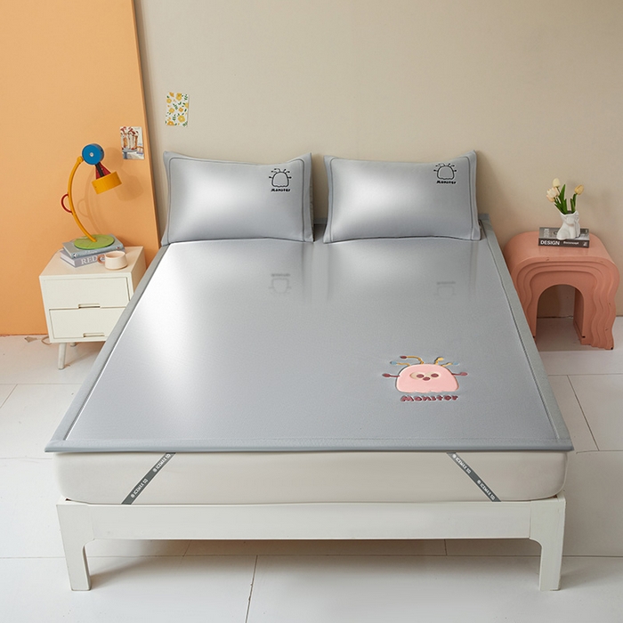 91家纺网 家纺一手货源 找家纺 （总）全季家居 2025新款5A抗菌碳光卡通贴布系列冰丝席