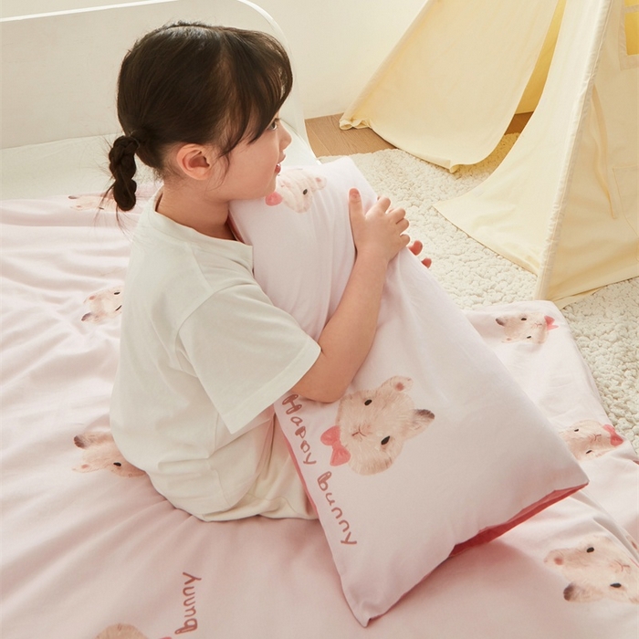 91家纺网 家纺一手货源 找家纺 艾佳宝贝 2025新款A类儿童全棉多功能单被套 乖萌甜兔