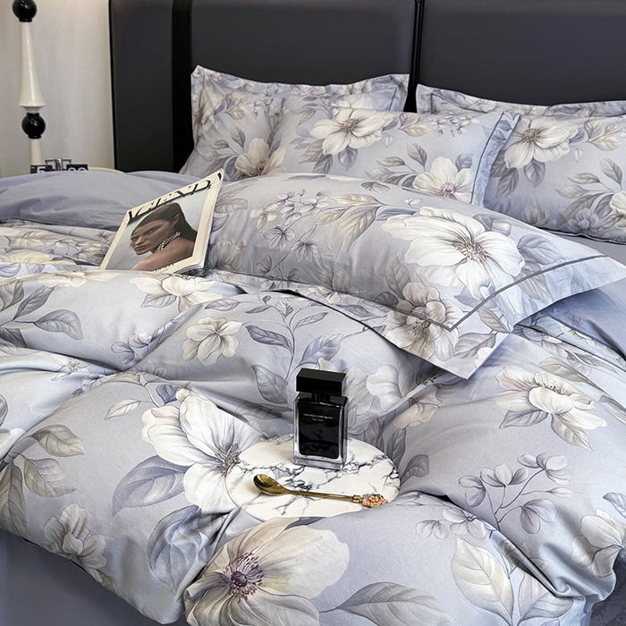 91家纺网 家纺一手货源 找家纺 乐蔻家纺 2025新款全棉13376数码印花四件套 初雪（兰）