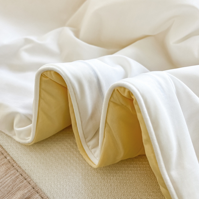 91家纺网 家纺一手货源 找家纺 博雅 2025新款A类大版数码印花冰丝凉席可组合凉感丝夏被-卡皮巴拉 木马卡皮巴拉