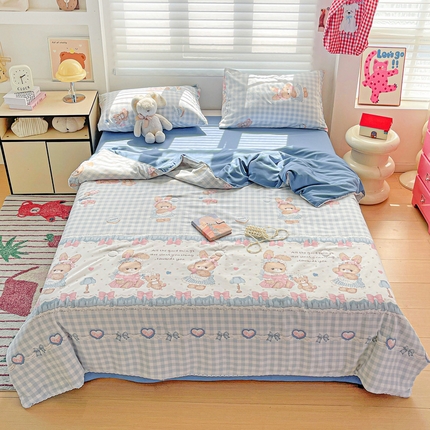 91家纺网 家纺一手货源 找家纺 妖妖家纺 2025新款超柔双层纱糯糯针织棉夏凉被四件套 田园小兔