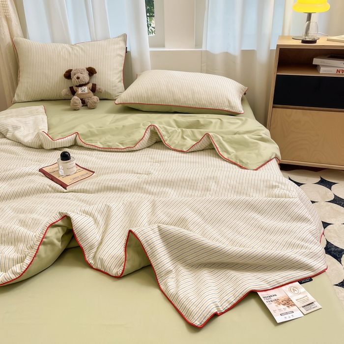 91家纺网 家纺一手货源 找家纺 （总）宜代光年 2025新款全棉提花大豆夏被（森韵）