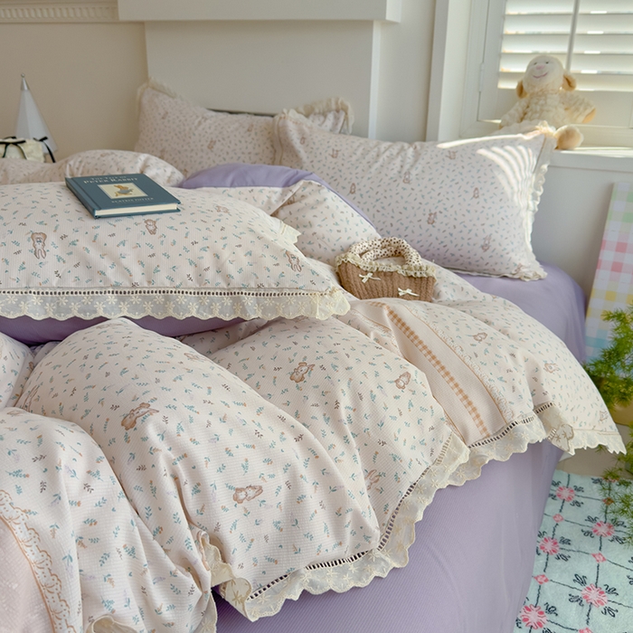 91家纺网 家纺一手货源 找家纺 竹合家纺 2025新款春日碎花法式镂空花边款式提花皱皱四件套 法式-乖乖兔