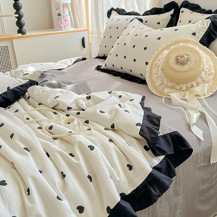 91家纺网 家纺一手货源 找家纺 佳一家纺 2025新款亲肤水洗棉夏被 爱心点点
