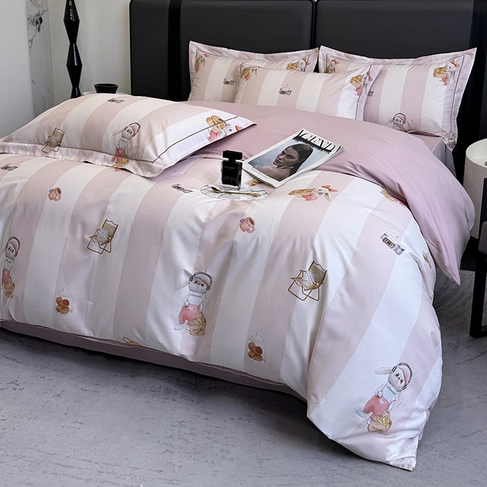 91家纺网 家纺一手货源 找家纺 乐蔻家纺 2025新款全棉13376数码印花四件套 音乐兔（粉）