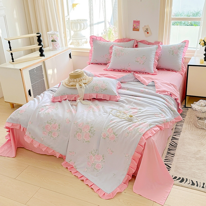 91家纺网 家纺一手货源 找家纺 佳一家纺 2025新款亲肤水洗棉夏被 倾城之恋