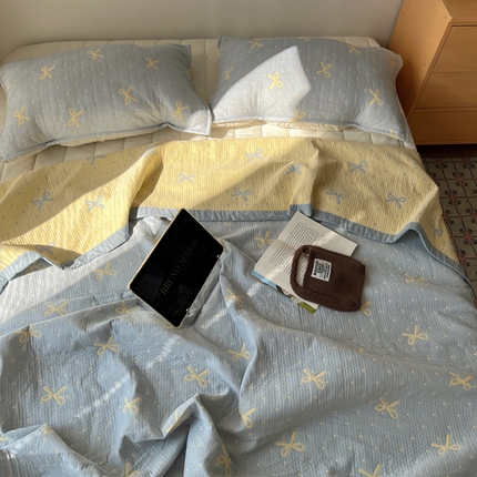 91家纺网 家纺一手货源 找家纺 （总）桃喜 2025新款A类全棉三层纱布提花多功能夏被盖毯床盖枕巾