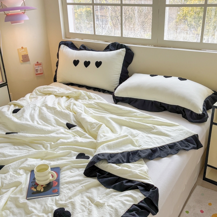 91家纺网 家纺一手货源 找家纺 老K (原美阁） 2025新款毛巾绣韩版单夏被空调被单品 爱心-米白