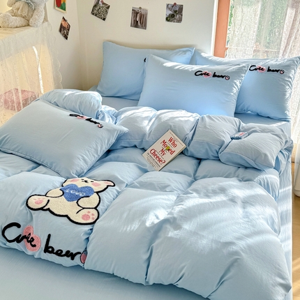 优卡迪家纺馆 2025新款水洗棉毛巾绣四件套（下载文件夹包含买家秀） 开心熊-天空蓝