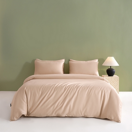 91家纺网 家纺一手货源 找家纺 闲鱼家纺 2025新款亲肤舒适60S黑标A类全棉纯色四件套单被套单床笠-风格一单被套单床笠-风格二 奶咖杏