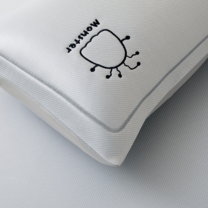 91家纺网 家纺一手货源 找家纺 全季家居 2025新款5A抗菌碳光卡通贴布系列冰丝席 床笠款-快乐精灵-银灰