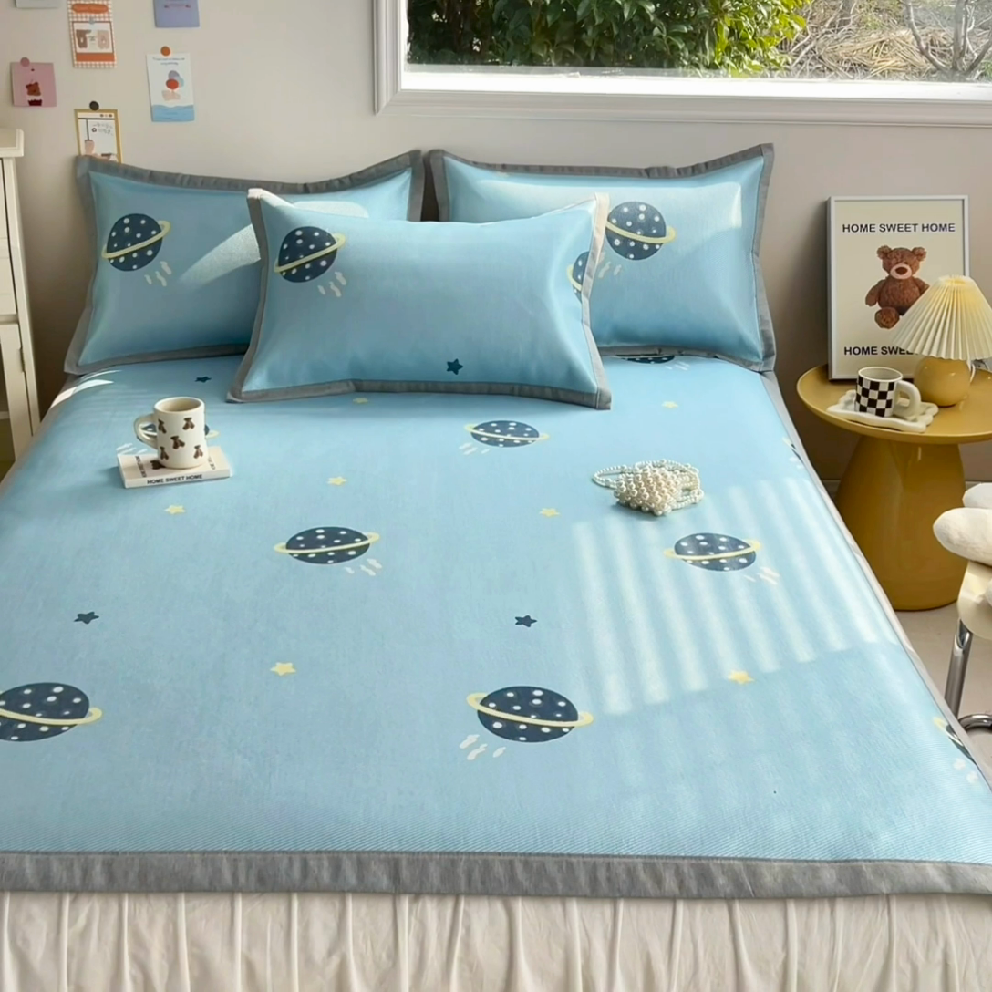 91家纺网 家纺一手货源 找家纺 懒猫家纺 2025春夏新款250D数码印花冰丝席凉席席子 探索星球