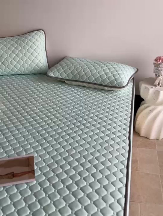 91家纺网 家纺一手货源 找家纺 欧邦2025新款纯色加厚乳胶床笠三件套 方格-水绿