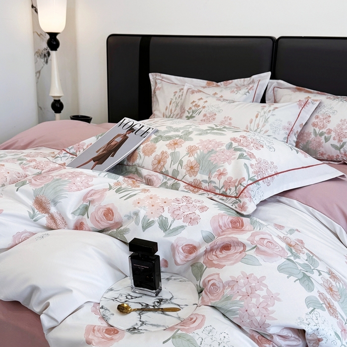 91家纺网 家纺一手货源 找家纺 乐蔻家纺 2025新款全棉13376数码印花四件套 俞木玫瑰 粉