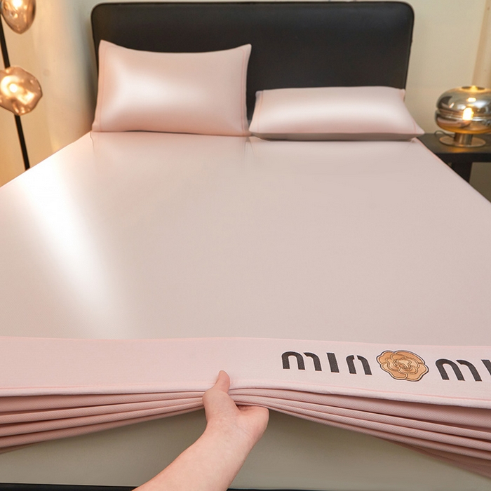 91家纺网 家纺一手货源 找家纺 全季家居 2025新款全季家居5A抗菌min系列凉感冰丝席 床笠-淡粉