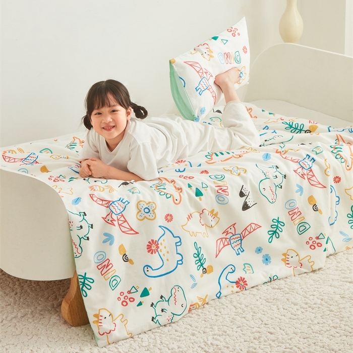 91家纺网 家纺一手货源 找家纺 艾佳宝贝 2025新款A类儿童全棉多功能单被套可拆式夏被四季被子 好多恐龙