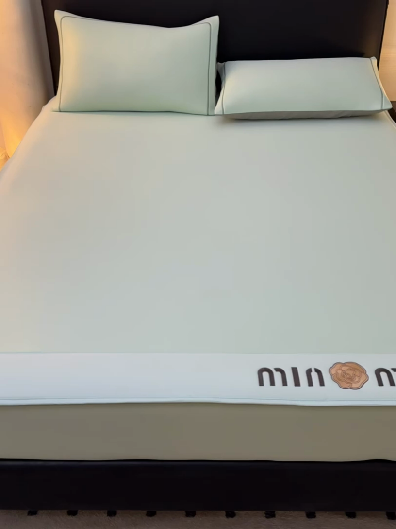 91家纺网 家纺一手货源 找家纺 全季家居 2025新款全季家居5A抗菌min系列凉感冰丝席 床笠-水绿