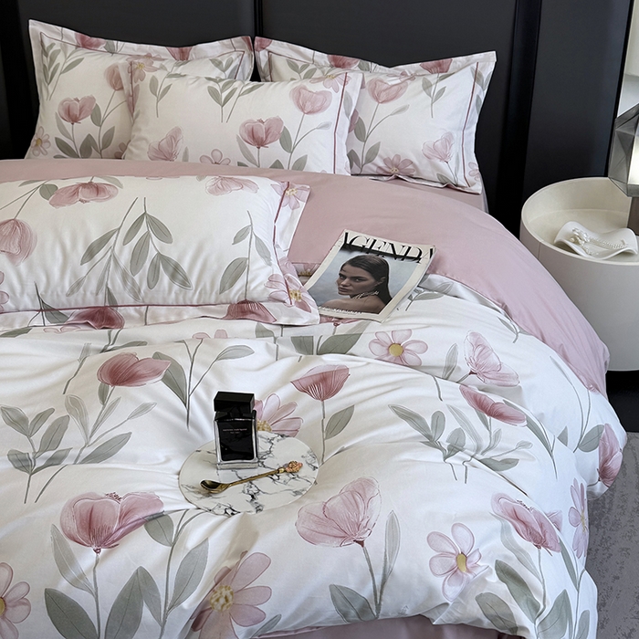 91家纺网 家纺一手货源 找家纺 乐蔻家纺 2025新款全棉13376数码印花四件套 夏恋（粉）