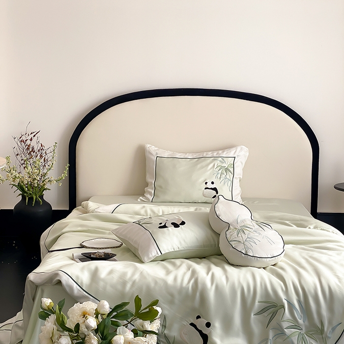 91家纺网 家纺一手货源 找家纺 MIU缪家居 2025新款60支兰精天丝四件套-熊猫与竹 熊猫与竹-清绿