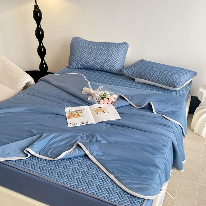 91家纺网 家纺一手货源 找家纺 欧邦2025新款纯色加厚乳胶床笠三件套 饼干花-宝蓝