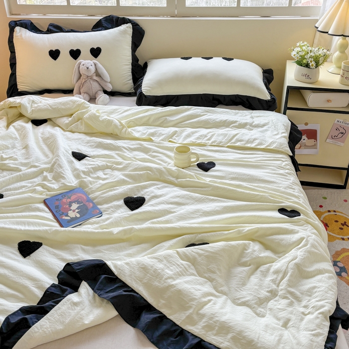 91家纺网 家纺一手货源 找家纺 老K (原美阁） 2025新款毛巾绣韩版单夏被空调被单品 爱心-米白