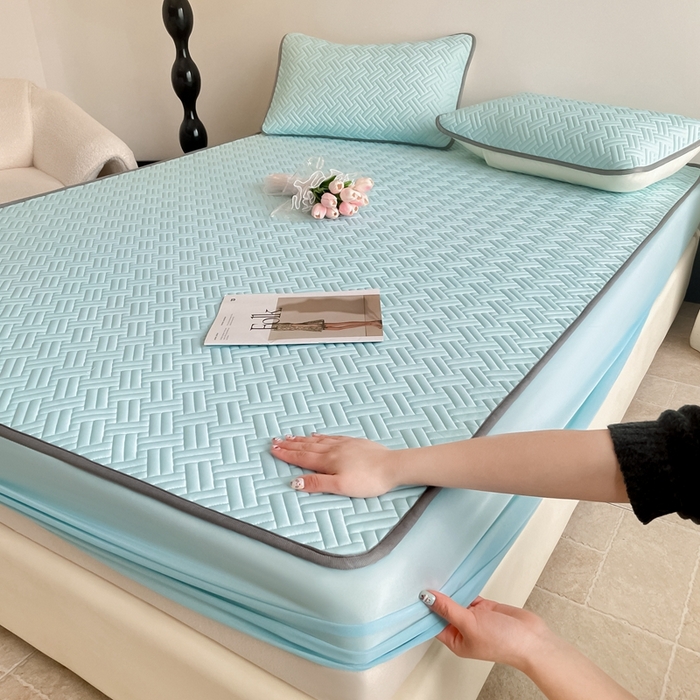 91家纺网 家纺一手货源 找家纺 欧邦2025新款纯色加厚乳胶床笠三件套 饼干花-湖蓝