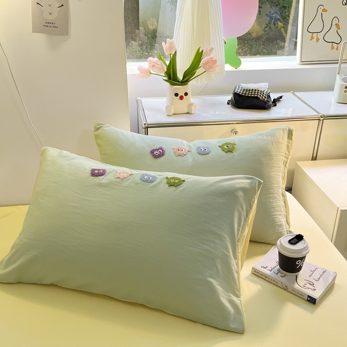 91家纺网 家纺一手货源 找家纺 优卡迪家纺馆 2025新款水洗棉毛巾绣四件套（下载文件夹包含买家秀） 开心怪兽-绿