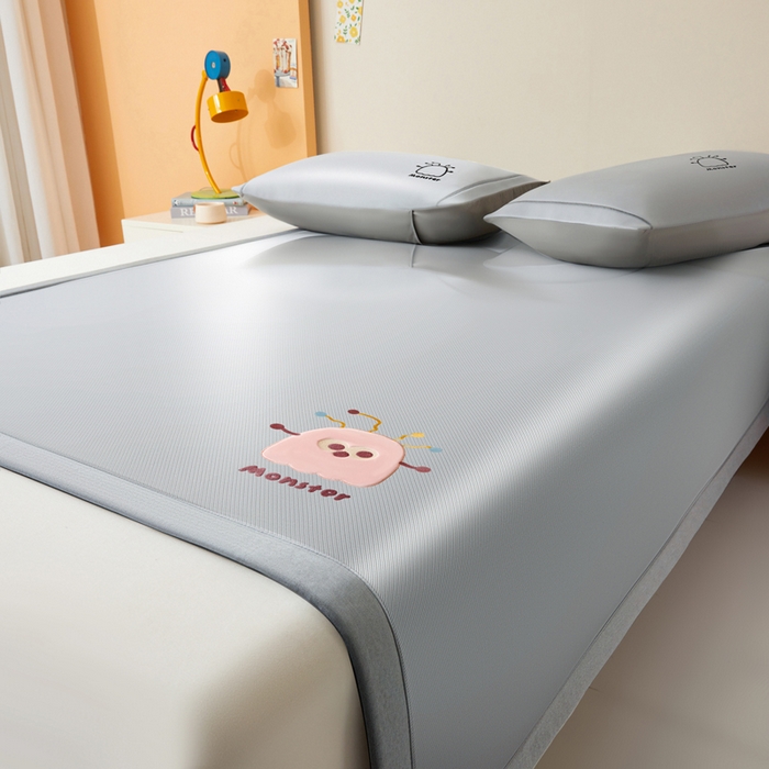 91家纺网 家纺一手货源 找家纺 （总）全季家居 2025新款5A抗菌碳光卡通贴布系列冰丝席