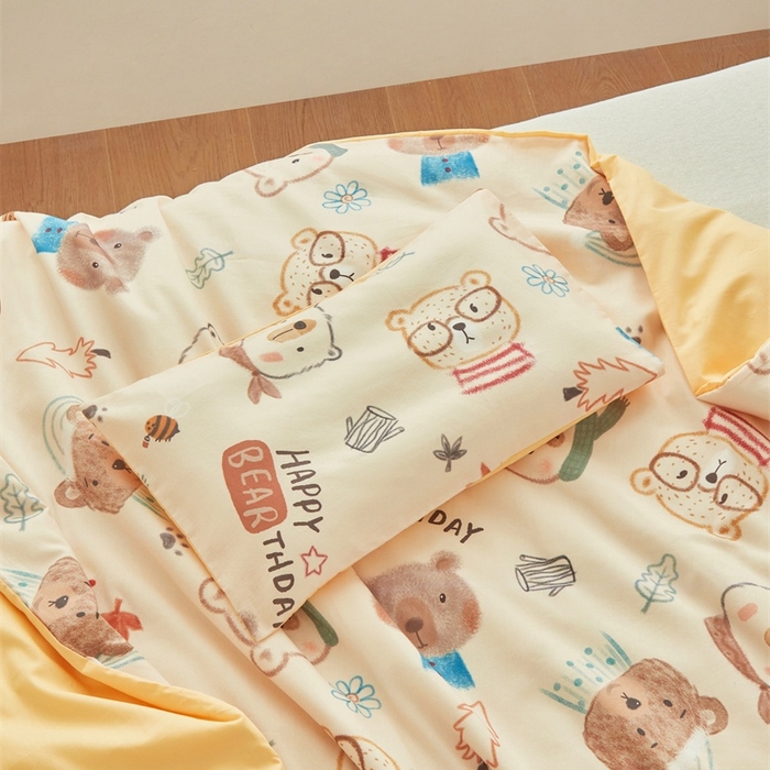 91家纺网 家纺一手货源 找家纺 艾佳宝贝 2025新款A类儿童全棉多功能单被套可拆式夏被四季被子 憨憨萌熊