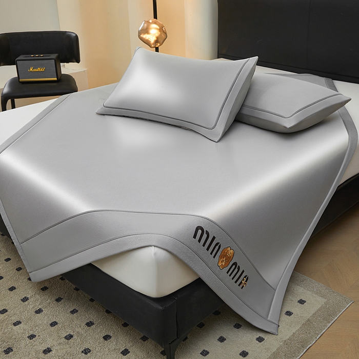 91家纺网 家纺一手货源 找家纺 全季家居 2025新款全季家居5A抗菌min系列凉感冰丝席 床席-银灰