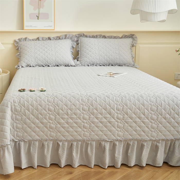 91家纺网 家纺一手货源 找家纺 恒爱家纺 2025新款A类泡泡纱床盖-杜鹃 绅士灰