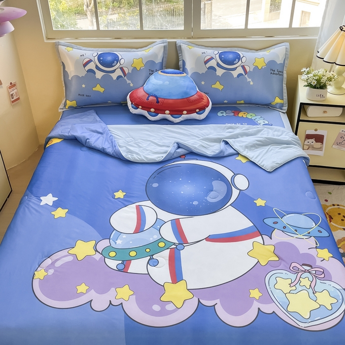 91家纺网 家纺一手货源 找家纺 博雅 2025新款A类大版数码印花冰丝凉席可组合凉感丝夏被-宇航员 星际宇航员