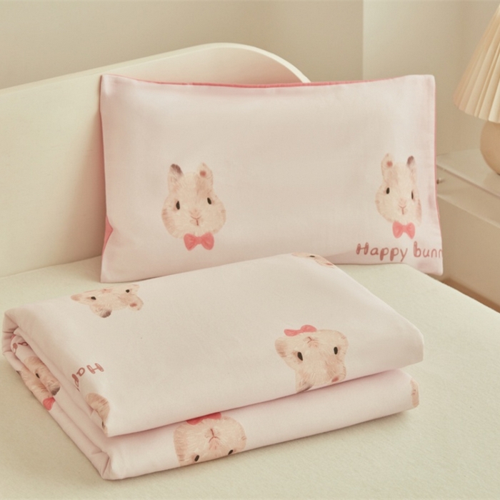 91家纺网 家纺一手货源 找家纺 艾佳宝贝 2025新款A类儿童全棉多功能单被套 乖萌甜兔