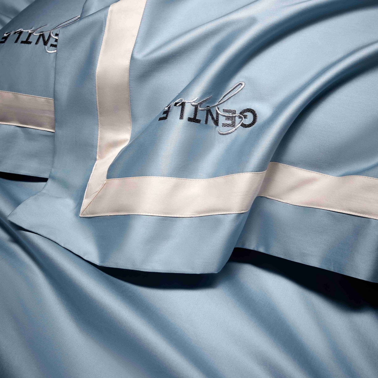 91家纺网 家纺一手货源 找家纺 佳汐蓝家纺 2025春夏新款新疆棉纯棉轻奢四件套（贴边款） 景澜蓝