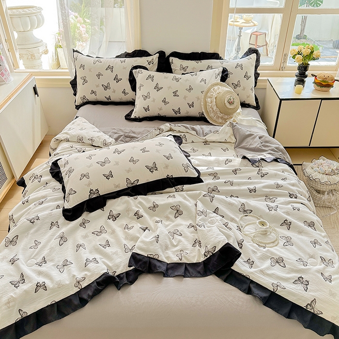 91家纺网 家纺一手货源 找家纺 佳一家纺 2025新款亲肤水洗棉夏被 蝶舞