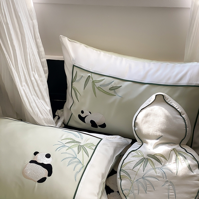 91家纺网 家纺一手货源 找家纺 MIU缪家居 2025新款60支兰精天丝四件套-熊猫与竹 熊猫与竹-清绿