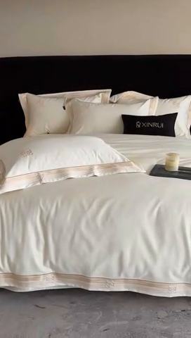 91家纺网 家纺一手货源 找家纺 馨蕊家居 2025新款100s高奢典藏简约全棉系列四件套-棉罗莎 棉罗莎-月光白