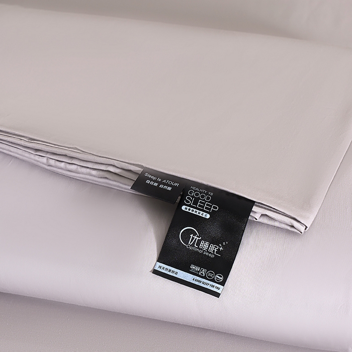 91家纺网 家纺一手货源 找家纺 闲鱼家纺 2025新款亲肤舒适60S黑标A类全棉纯色四件套单被套单床笠-风格一单被套单床笠-风格二 浅松灰