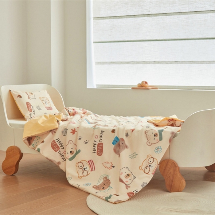 91家纺网 家纺一手货源 找家纺 艾佳宝贝 2025新款A类儿童全棉多功能单被套可拆式夏被四季被子 憨憨萌熊