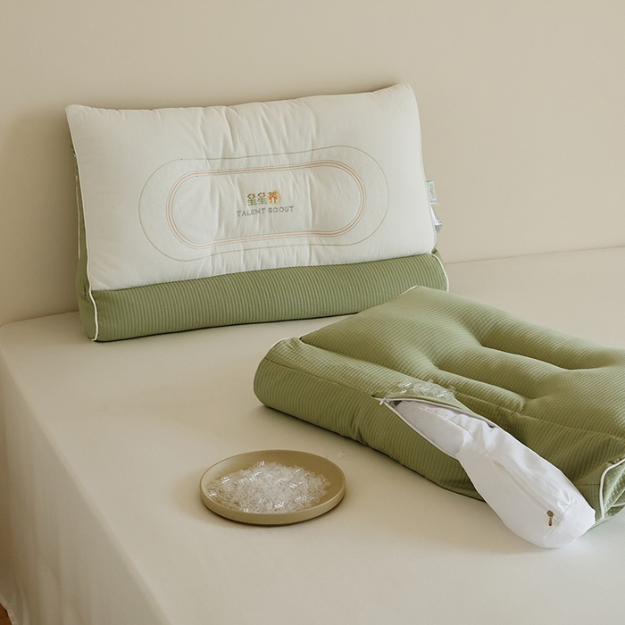 91家纺网 家纺一手货源 找家纺 2025新款星星荞护颈枕枕头枕芯 反牵引护颈枕-一对装（PE软管）