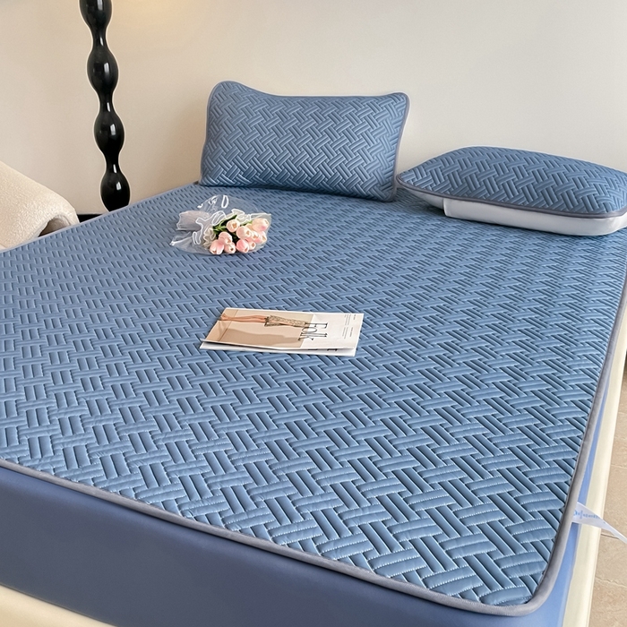 91家纺网 家纺一手货源 找家纺 欧邦2025新款纯色加厚乳胶床笠三件套 饼干花-宝蓝