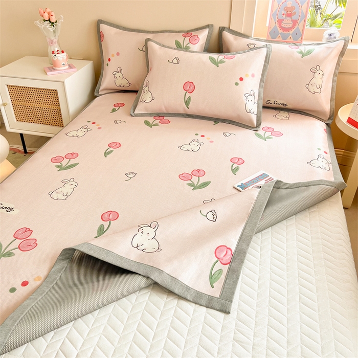 91家纺网 家纺一手货源 找家纺 懒猫家纺 2025春夏新款250D数码印花冰丝席凉席席子 精灵兔