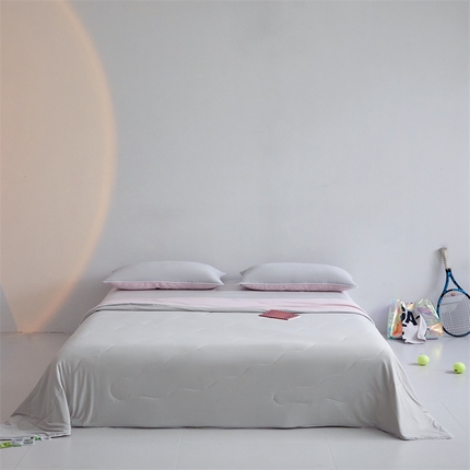 91家纺网 家纺一手货源 找家纺 （总）头等舱  2025新款4.0版凉感A类锦氨（165克）55大豆抗菌夏被配礼盒