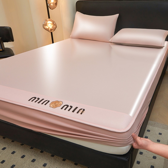 91家纺网 家纺一手货源 找家纺 全季家居 2025新款全季家居5A抗菌min系列凉感冰丝席 床笠-淡粉