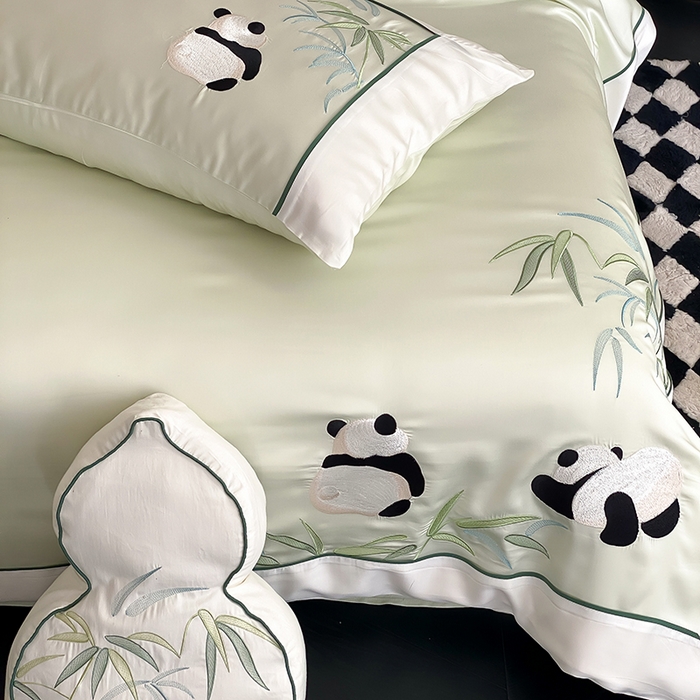 91家纺网 家纺一手货源 找家纺 MIU缪家居 2025新款60支兰精天丝四件套-熊猫与竹 熊猫与竹-清绿