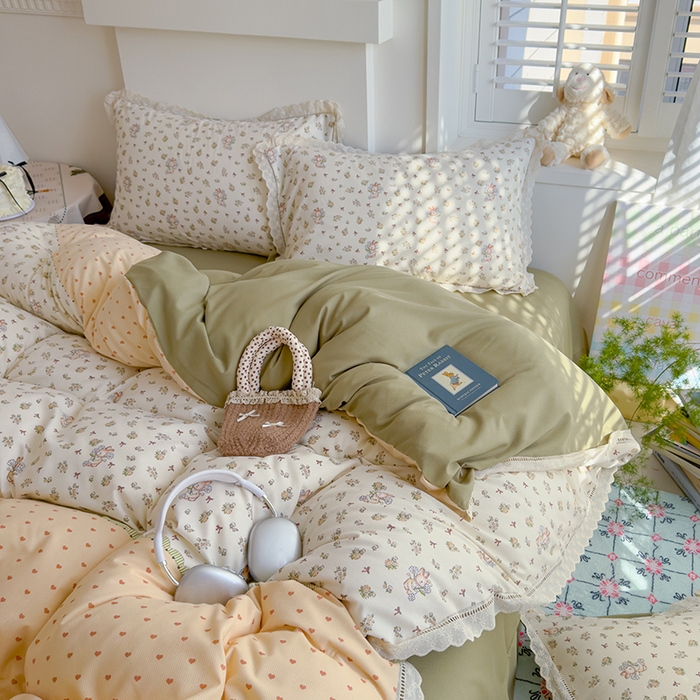 91家纺网 家纺一手货源 找家纺 竹合家纺 2025新款春日碎花法式镂空花边款式提花皱皱四件套 法式-甜心小小兔