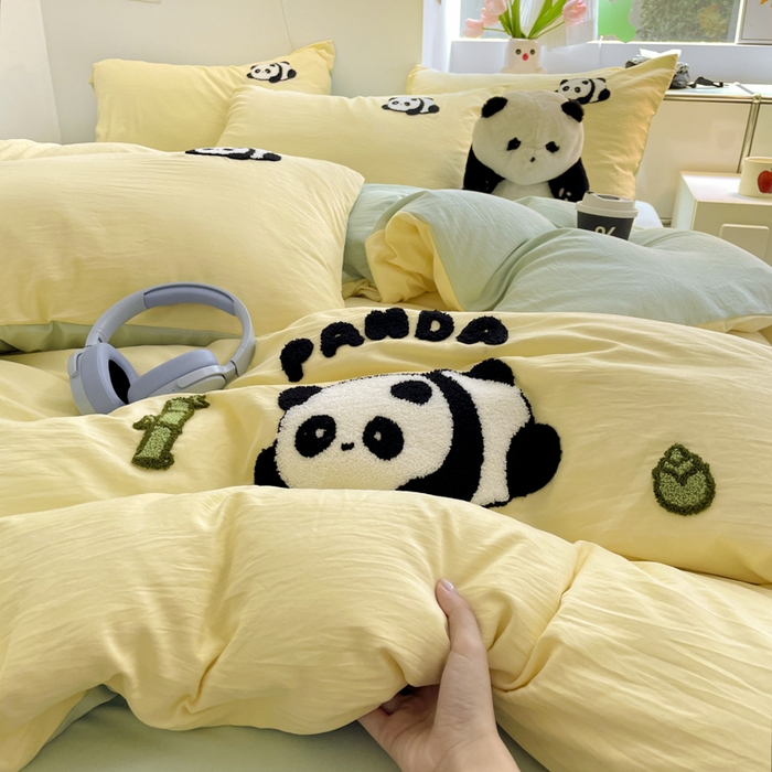 91家纺网 家纺一手货源 找家纺 优卡迪家纺馆 2025新款水洗棉毛巾绣四件套（下载文件夹包含买家秀） 淘气熊猫-黄