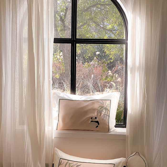 91家纺网 家纺一手货源 找家纺 MIU缪家居 2025新款60支兰精天丝四件套-熊猫与竹 熊猫与竹-浅粉